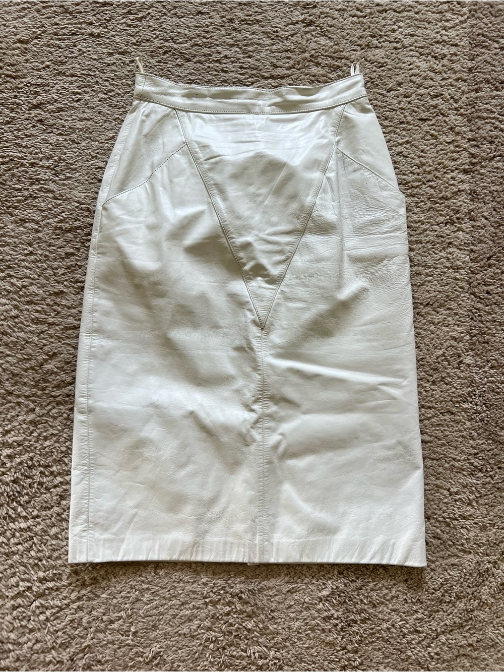 Wilsons Leather White Leather Pencil Skirt with V-Panel